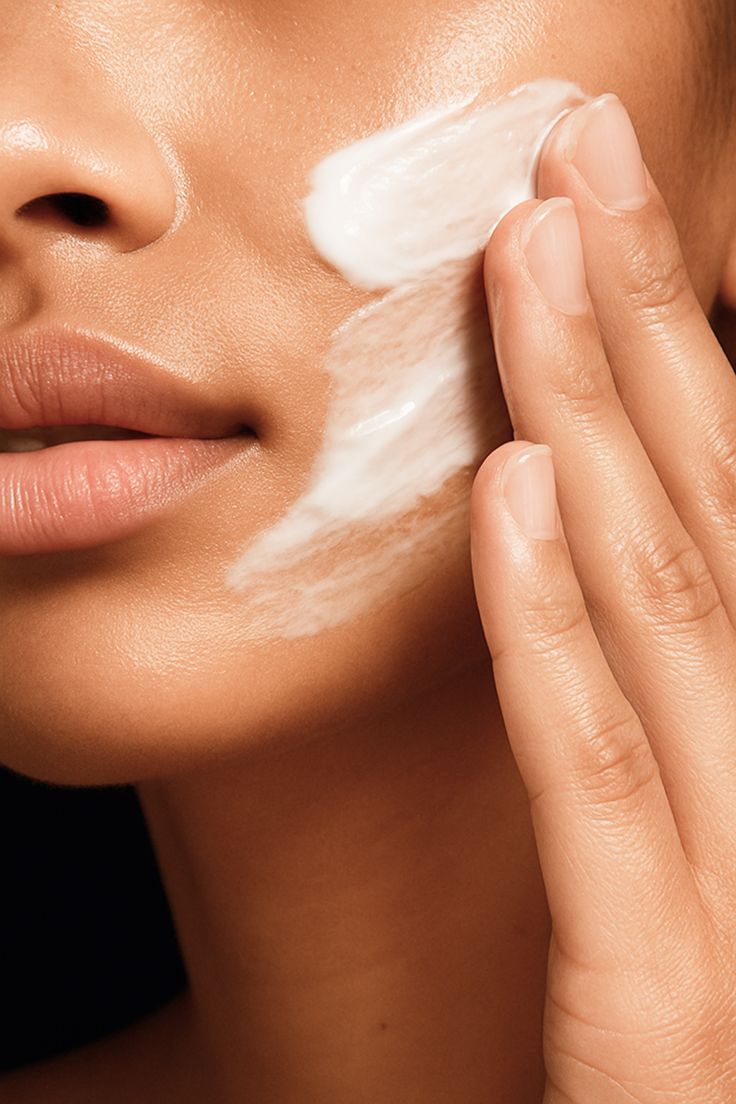 Rutinitas Agar Kulit Tetap Glowing Setelah Treatment