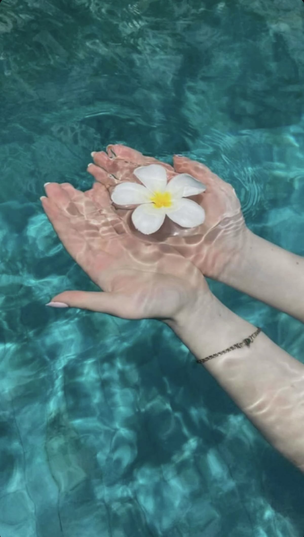 Kulit Rusak Setelah Liburan? Ini Cara Memperbaikinya